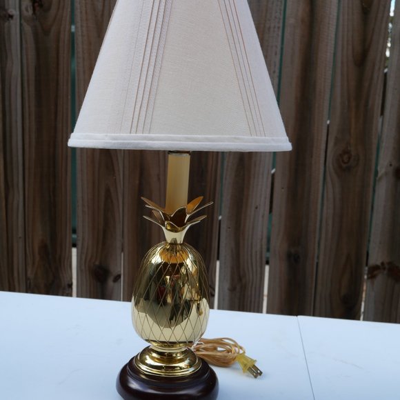 Vintage Pineapple Lamp Shade - Picture 1 of 4